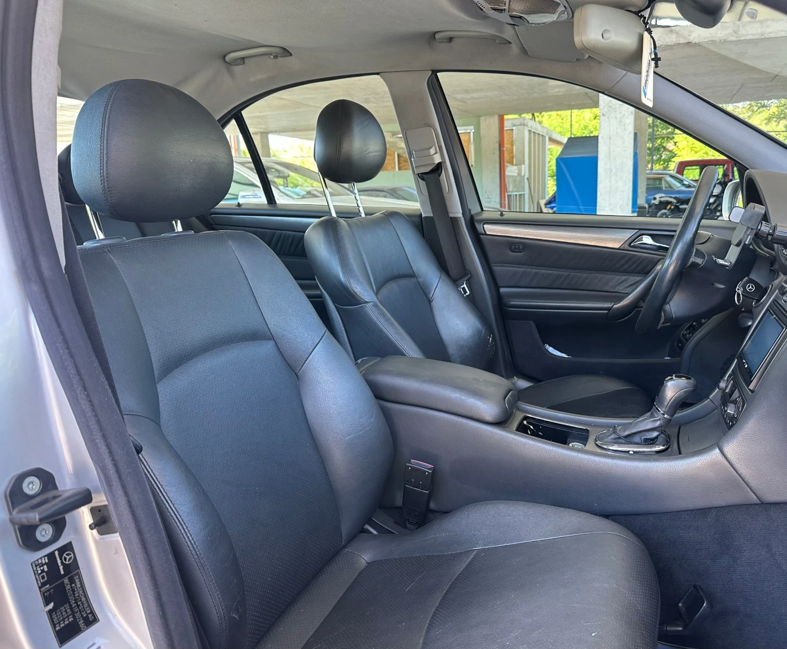 Mercedes-Benz C 320 | Mobile.bg — изображение 13