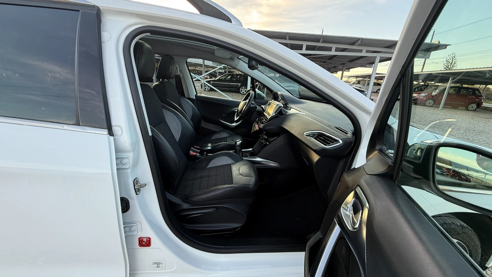 Peugeot 2008 1.6HDI-NAVI-Park Asist--LED-EURO 5B- | Mobile.bg   13