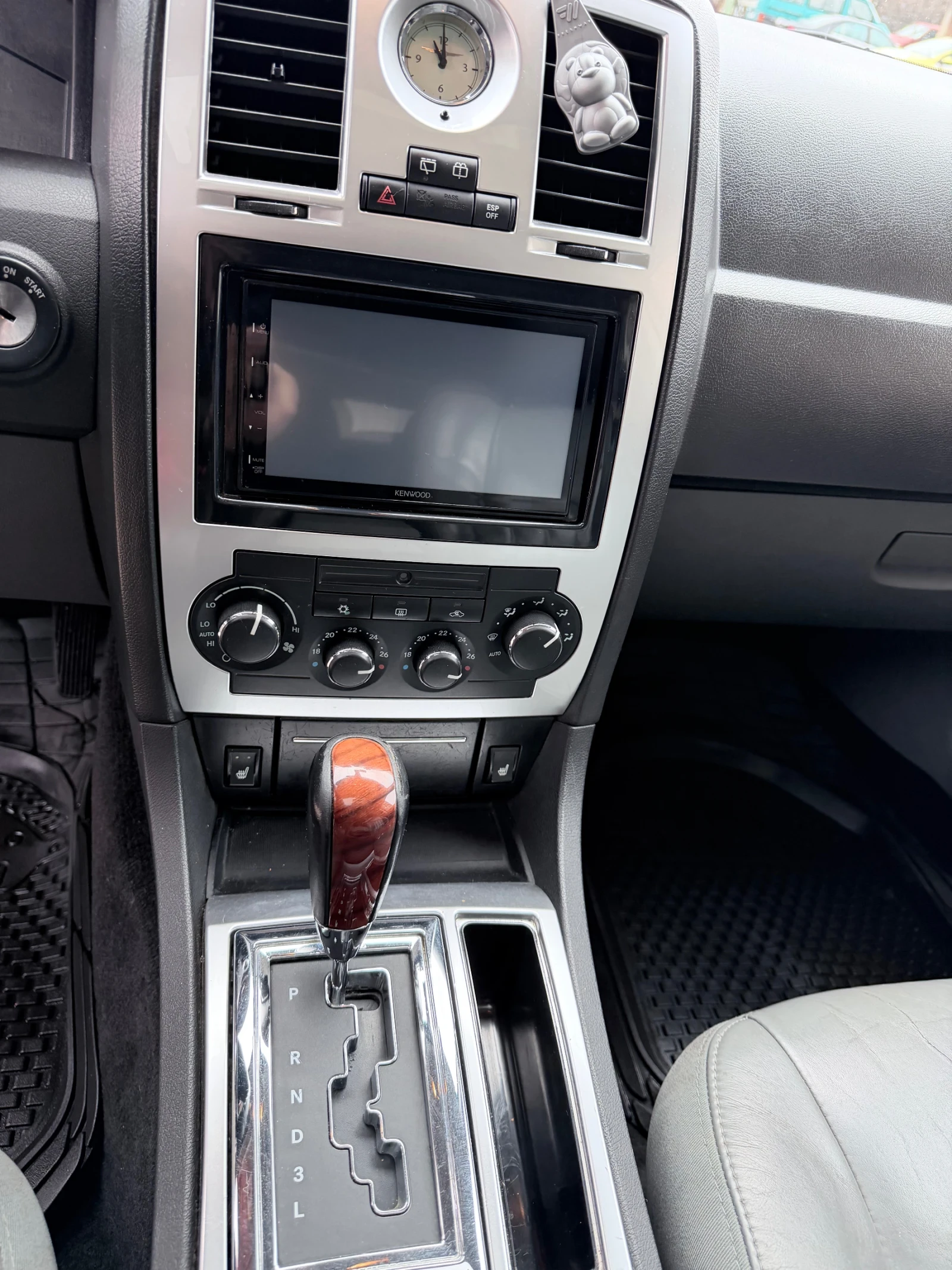 Chrysler 300c | Mobile.bg � ����������� 12