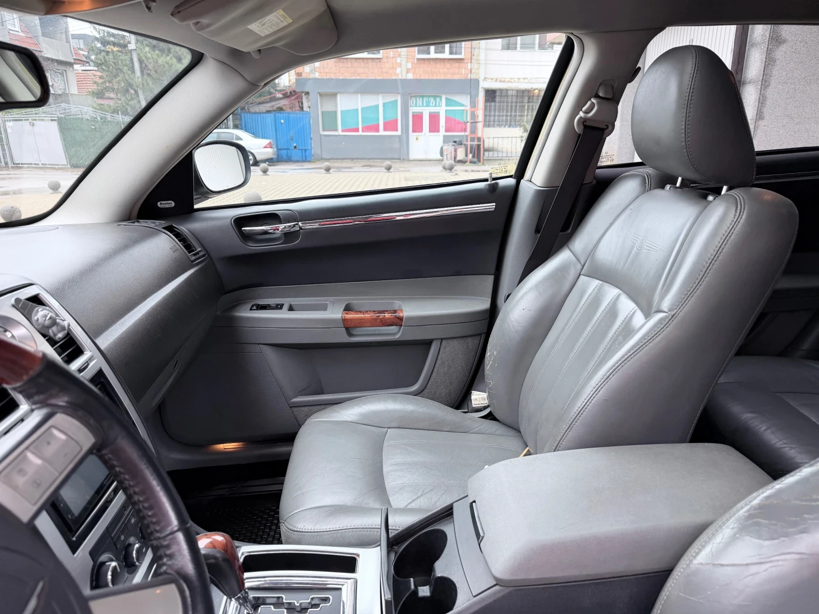 Chrysler 300c  - изображение 9