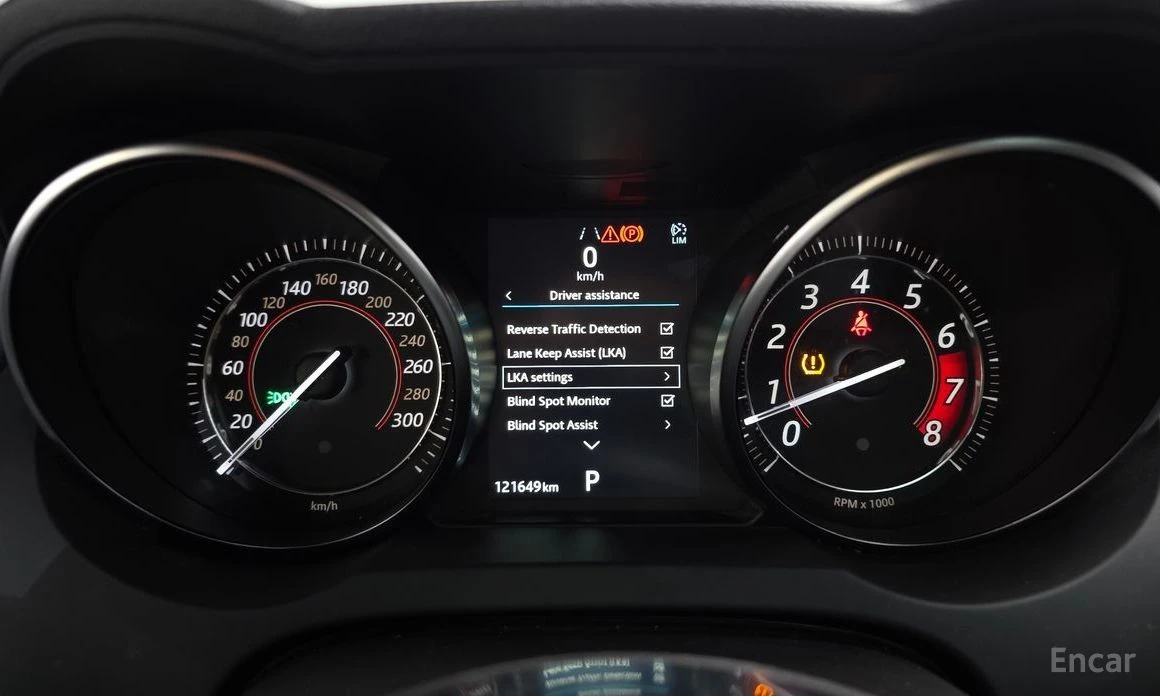 Jaguar F-Type  - изображение 8