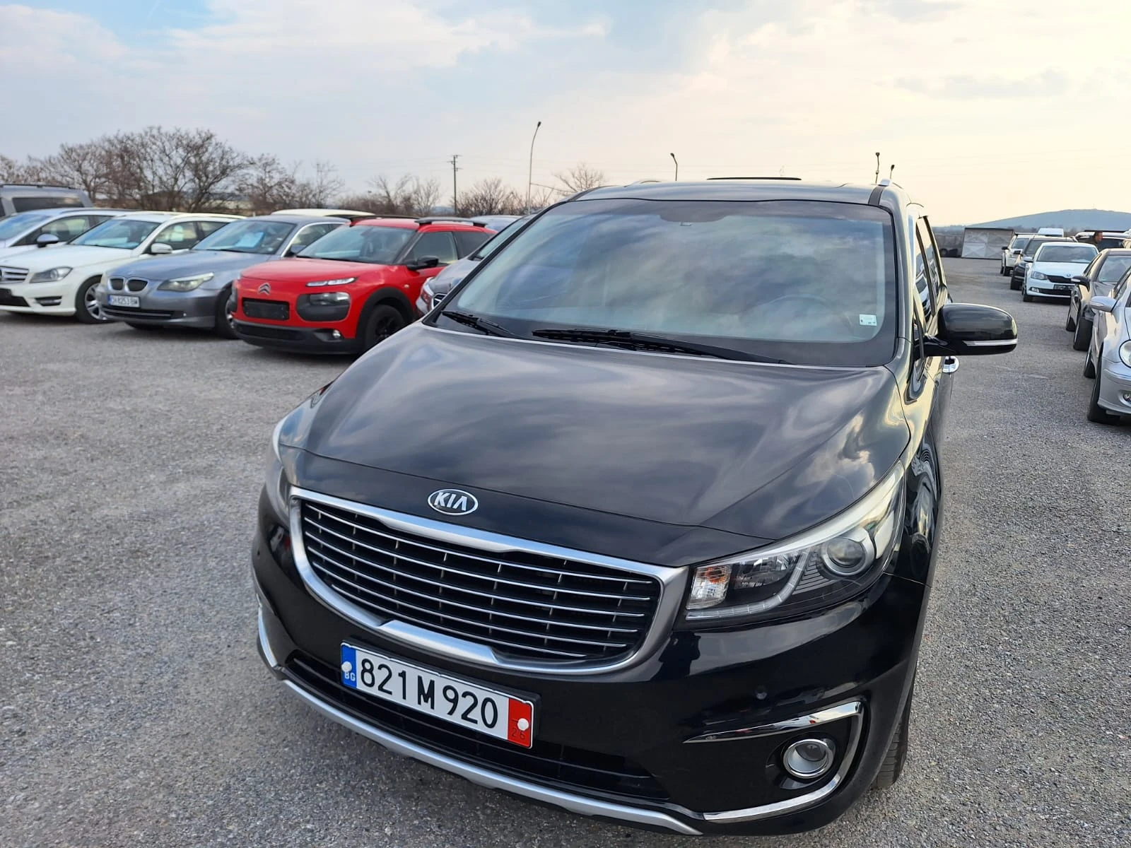 Kia Carnival 2, 2CRDI НАЛИЧНА