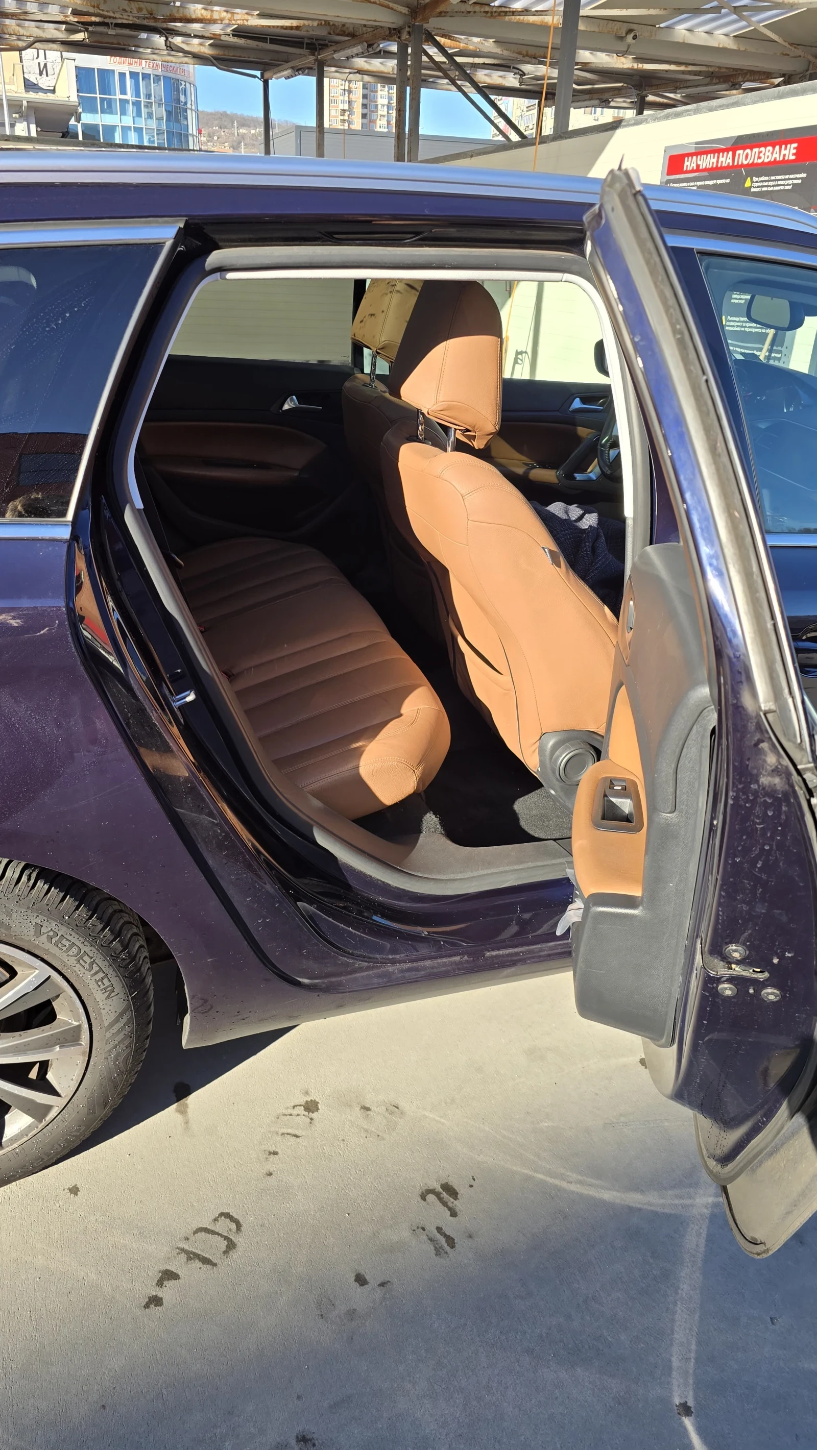 Peugeot 308 SW . Blue HDI.Атомат. Панорама. Кожен салон., снимка 5 - Автомобили и джипове - 53806510