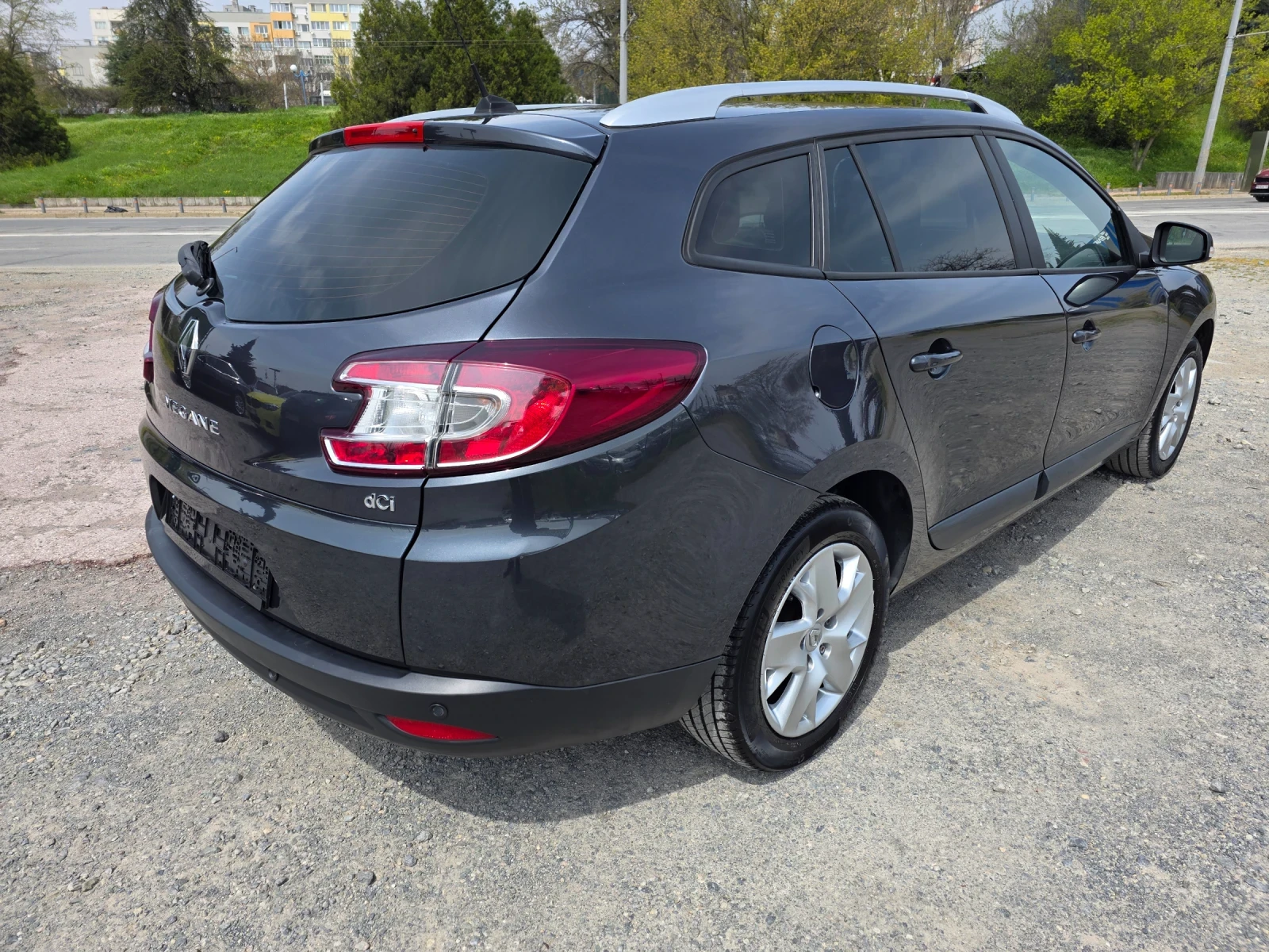 Renault Megane 1.5 dci 110k.c , снимка 5 - Автомобили и джипове - 54179709