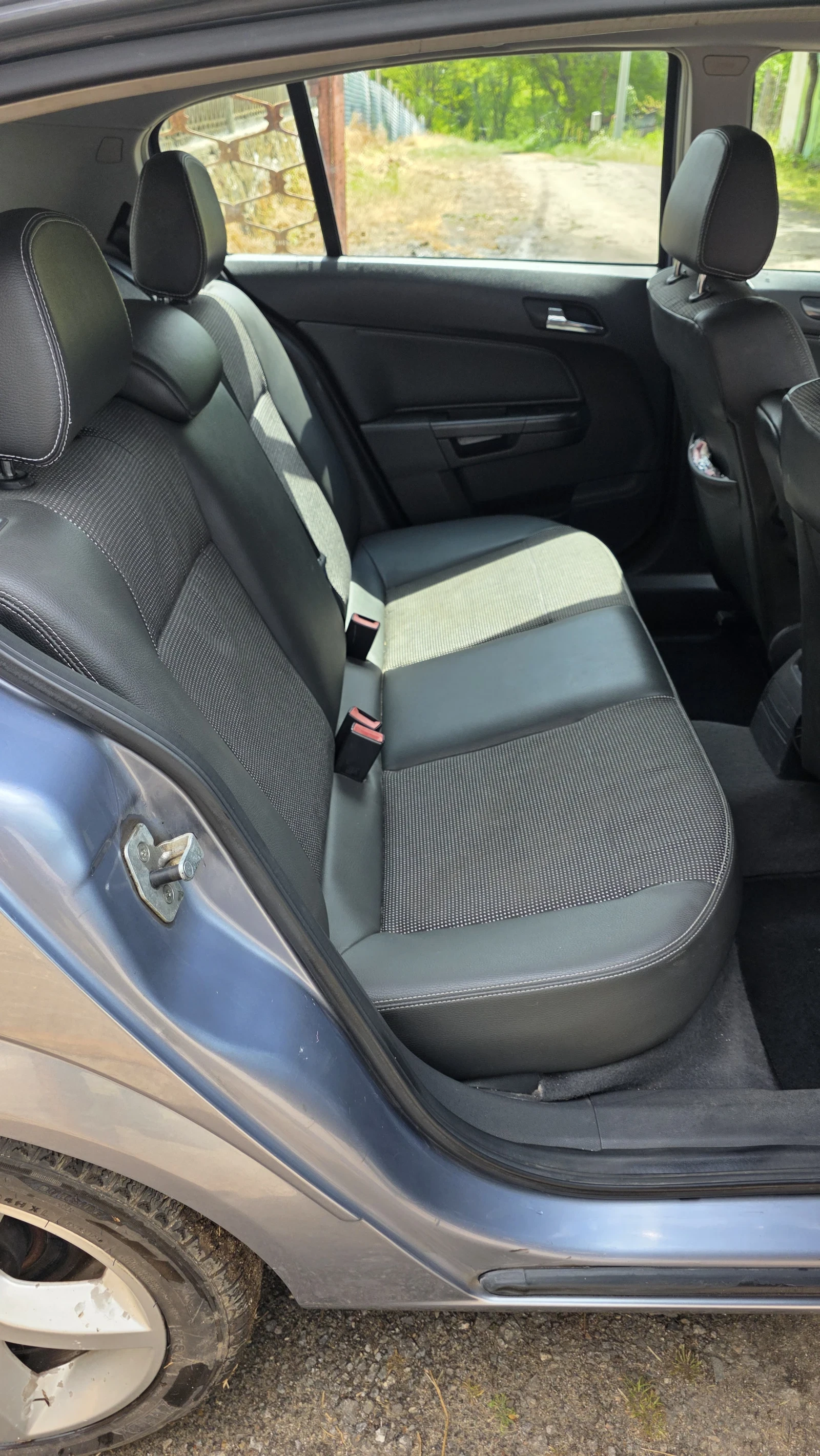 Opel Astra H, снимка 10 - Автомобили и джипове - 54387908