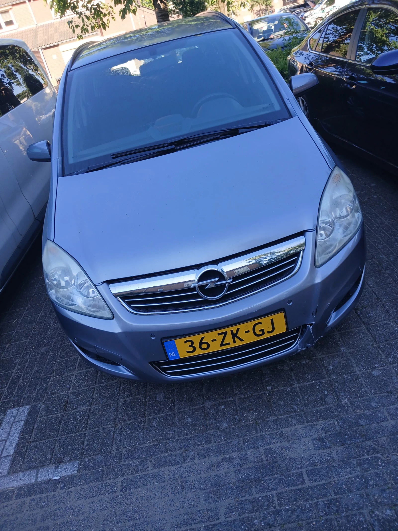 Opel Zafira, снимка 14 - Автомобили и джипове - 54677872