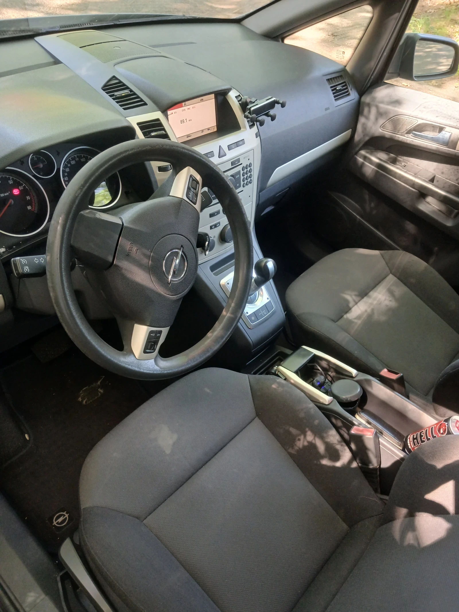 Opel Zafira, снимка 9 - Автомобили и джипове - 54677872