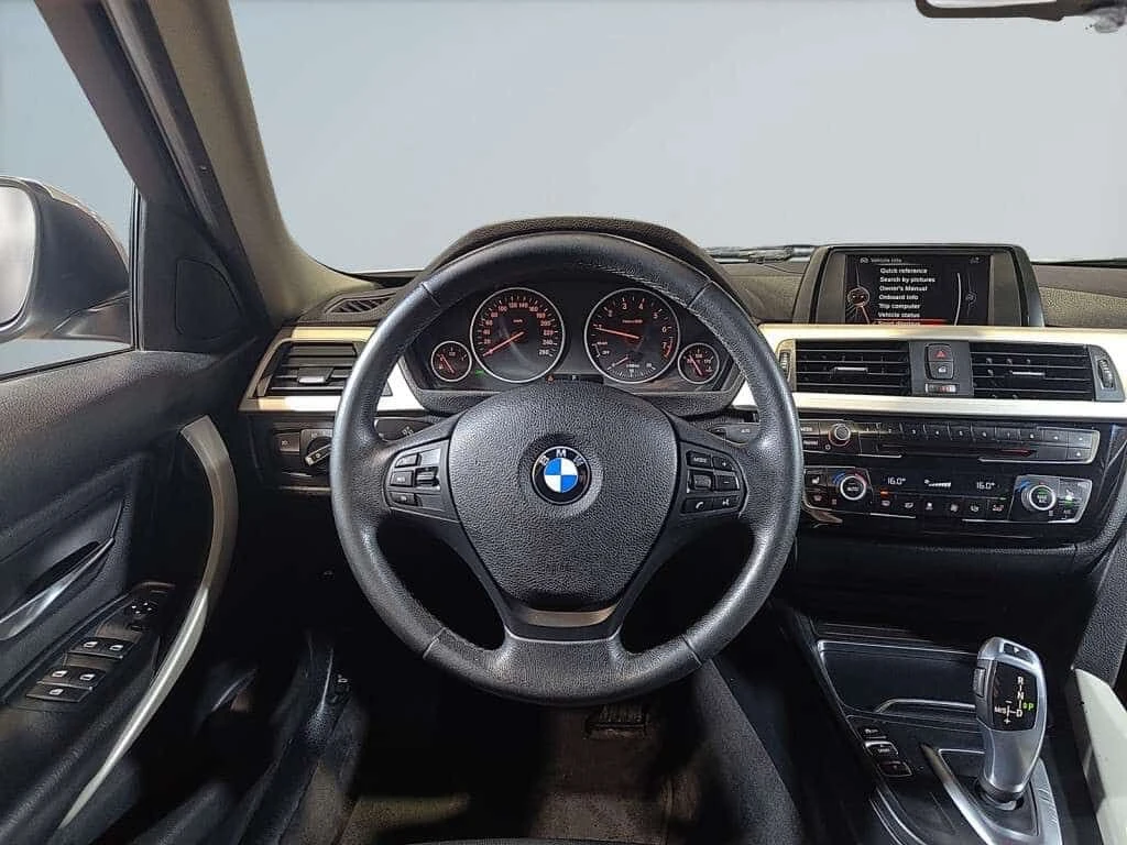 BMW 320 * xDrive * CARFAX * ЦЕНА ДО БГ, снимка 11 - Автомобили и джипове - 54692844