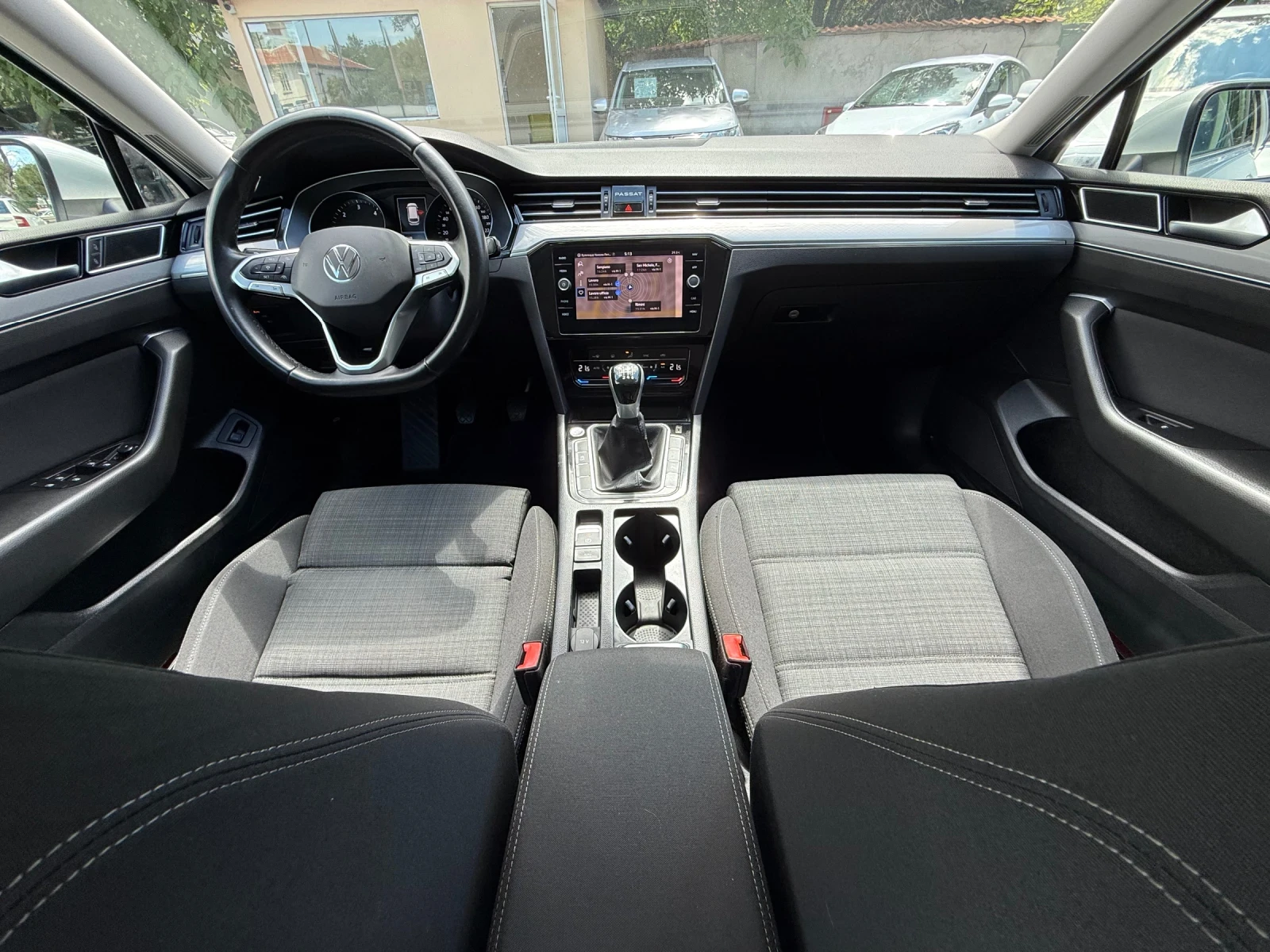 VW Passat 2.0TDI 150k.c. - EURO6d - С ГАРАНЦИЯ - ТОП!, снимка 11 - Автомобили и джипове - 54914616