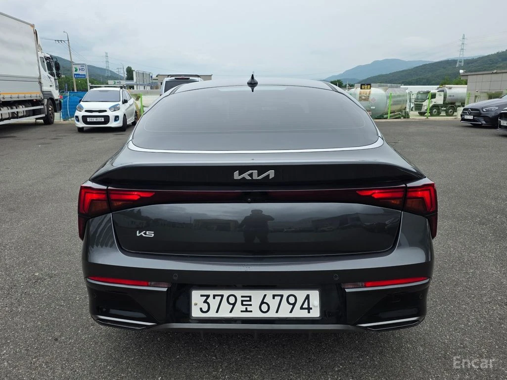 Kia K5 2.0* LPI* ПОДГРЕВ* КАМЕРА* КЕЙЛЕС* LANE* ASSIST* , снимка 6 - Автомобили и джипове - 55036213