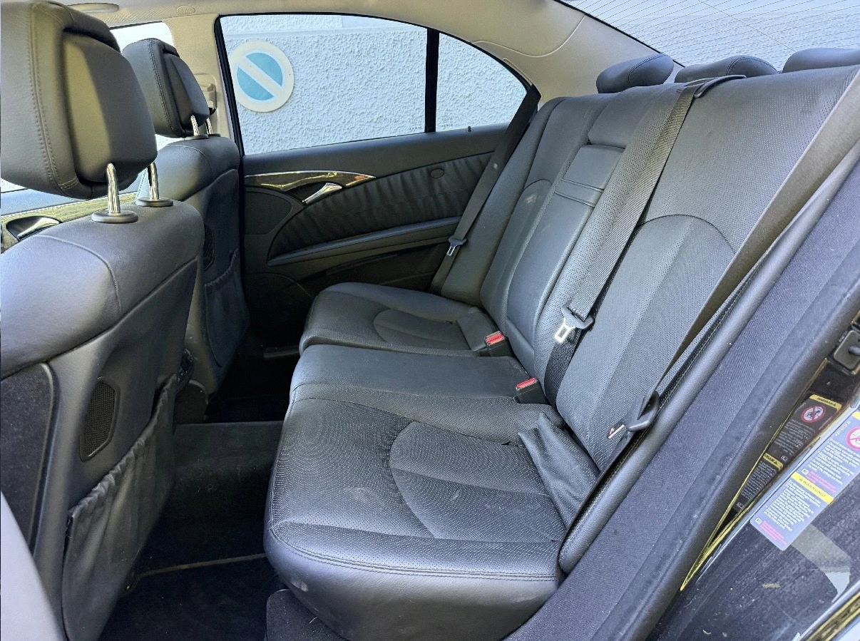 Mercedes-Benz E 350 3.5i Швейцария, снимка 11 - Автомобили и джипове - 55249748
