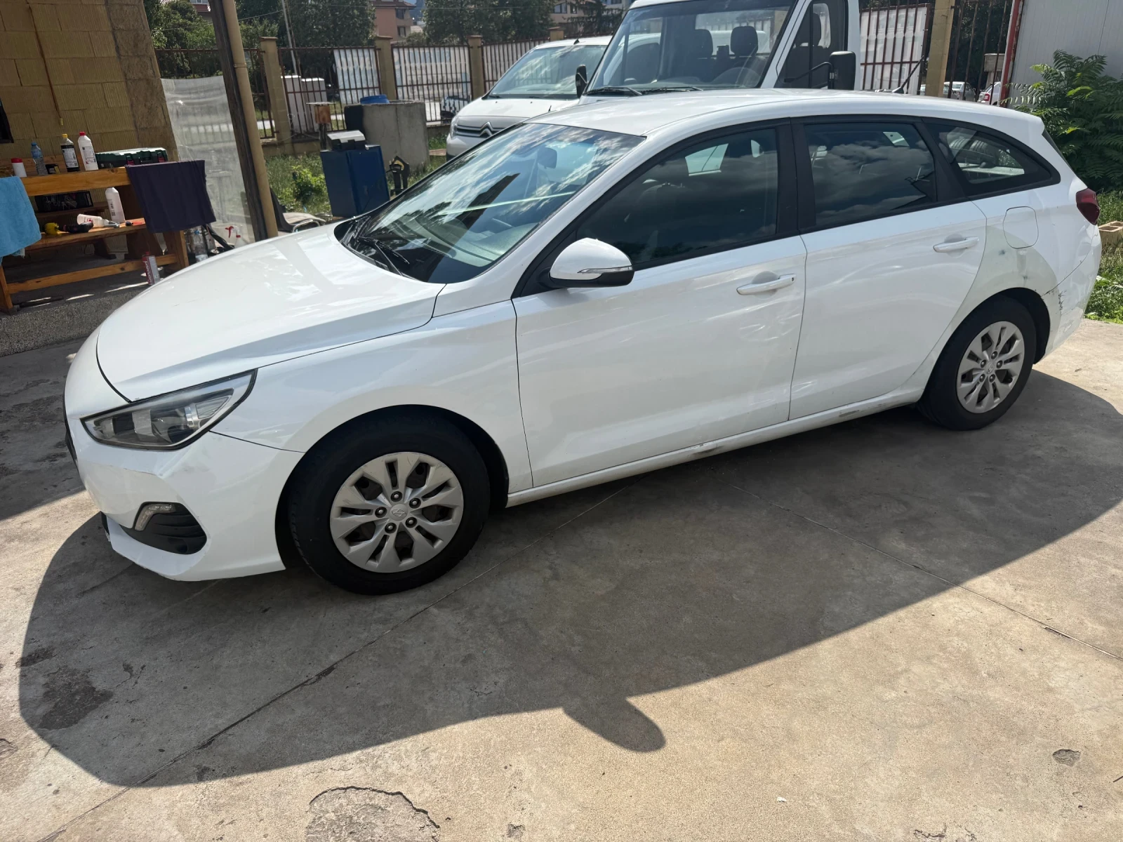 Hyundai I30 1.4i ГАЗ 100кс., снимка 4 - Автомобили и джипове - 55303636