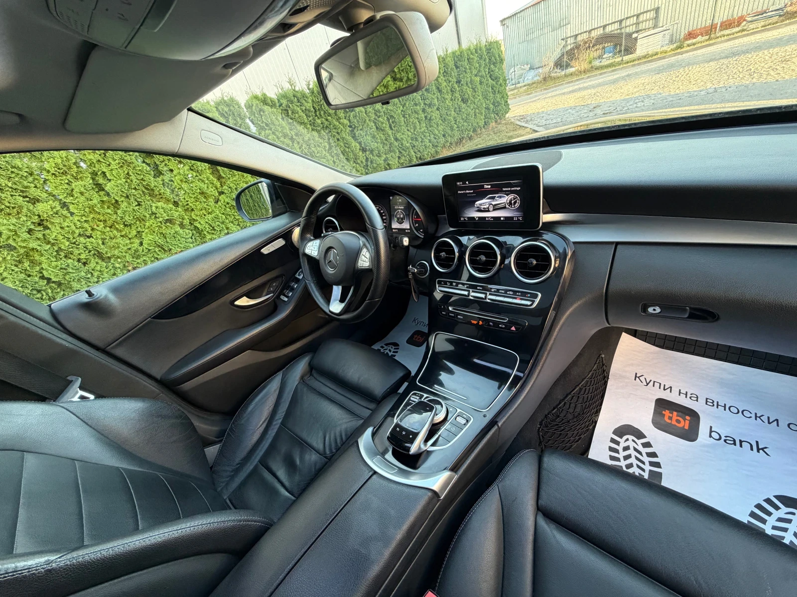 Mercedes-Benz C 220 cdi 170k.c* AMGline* Панорама* Recaro* ЛИЗИНГ* , снимка 15 - Автомобили и джипове - 55698860