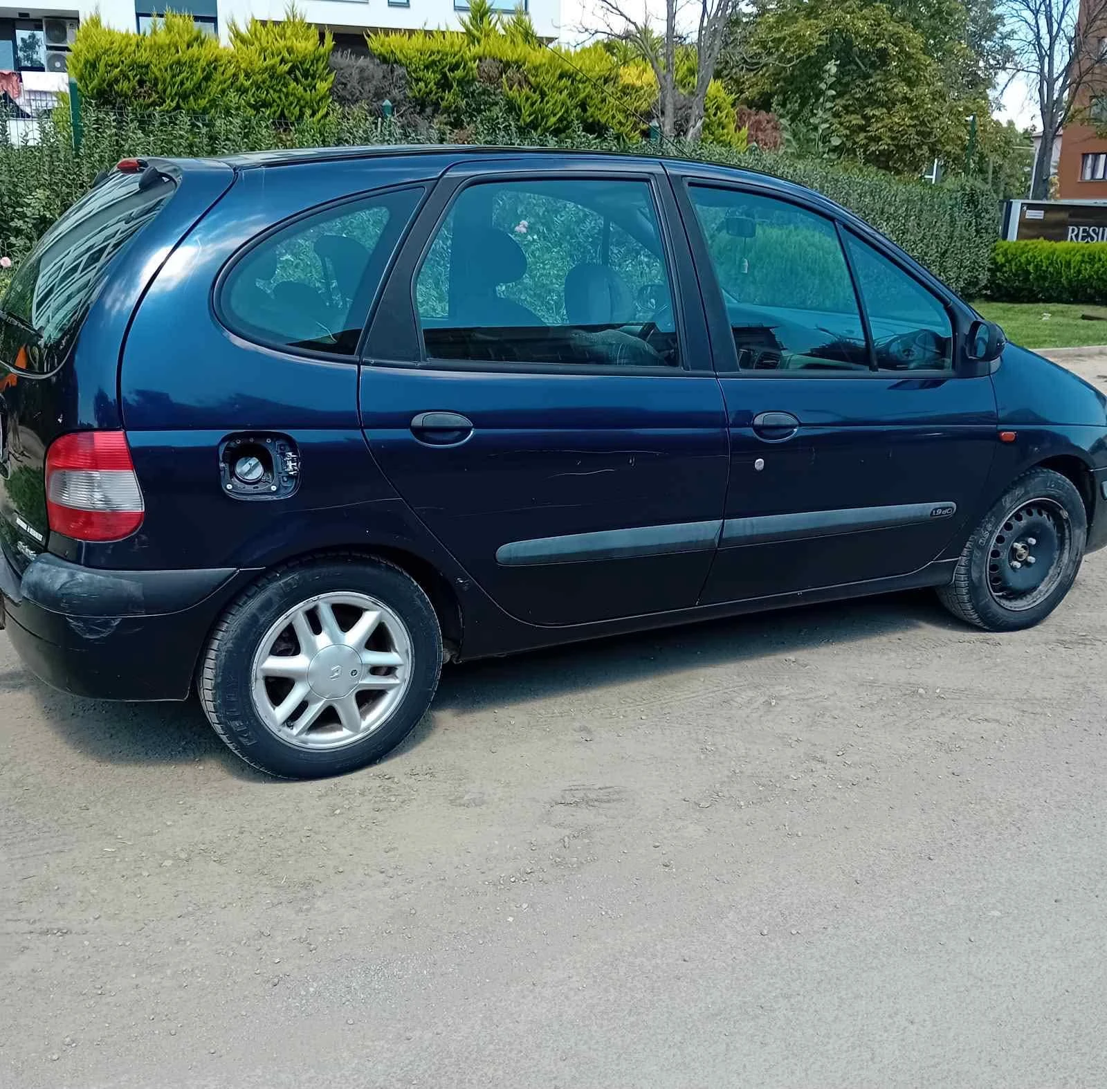 Renault Megane, снимка 3 - Автомобили и джипове - 55874563