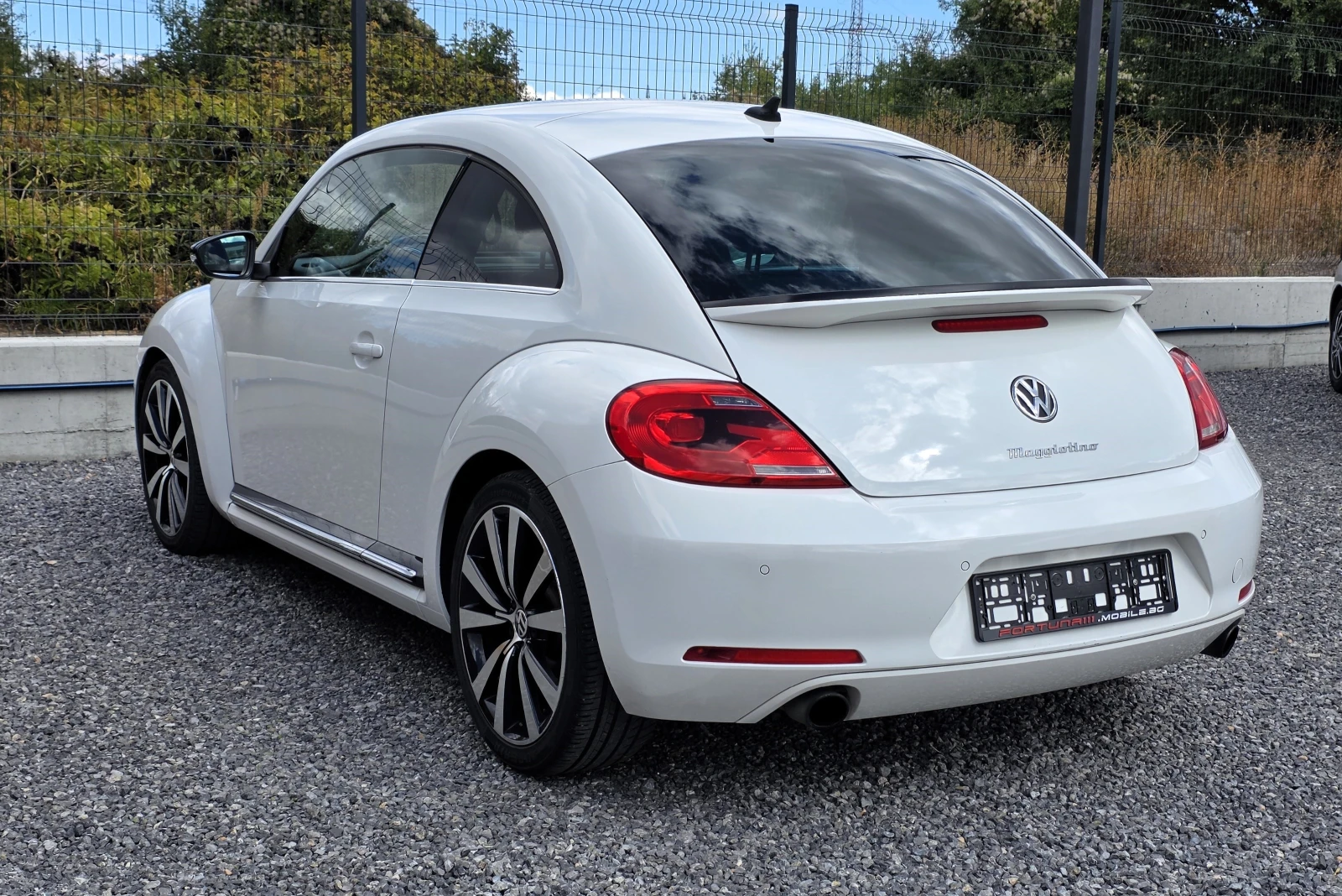 VW Beetle 2.0TSI/200ps/DSG, снимка 6 - Автомобили и джипове - 56244499