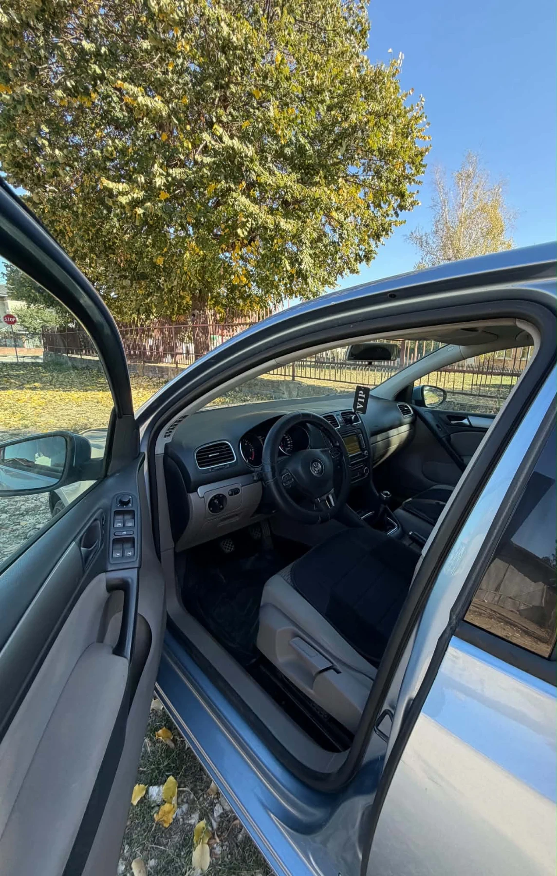 VW Golf VI, снимка 7 - Автомобили и джипове - 56443106