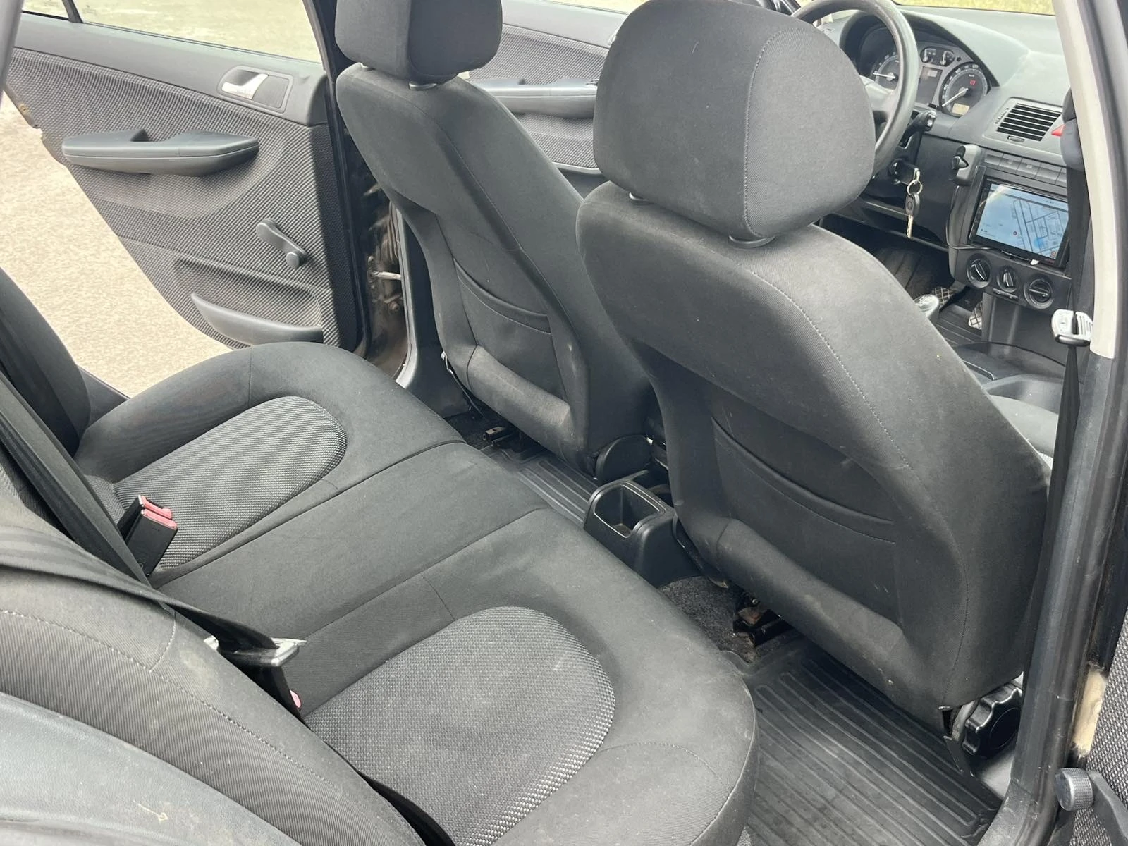 Skoda Fabia 1.4TDI 80�� EURO 4 NAVI ���������  | Mobile.bg � ����������� 10