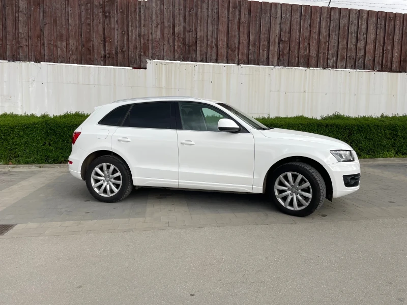 Audi Q5, снимка 2 - Автомобили и джипове - 52674204