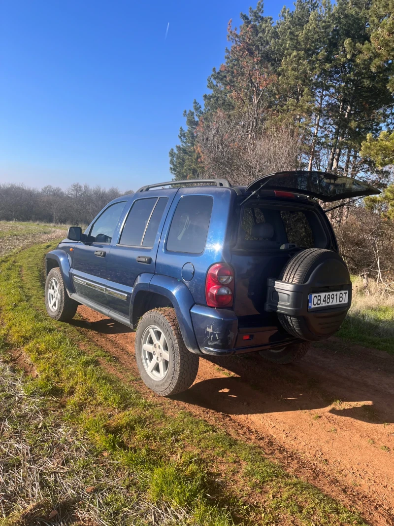 Jeep Cherokee, снимка 5 - Автомобили и джипове - 52825619