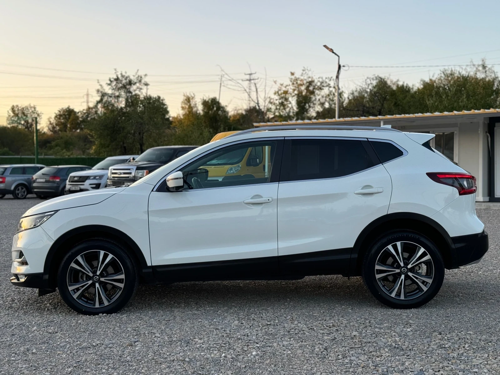 Nissan Qashqai Full LED, 360* , 12.2019г. - изображение 3