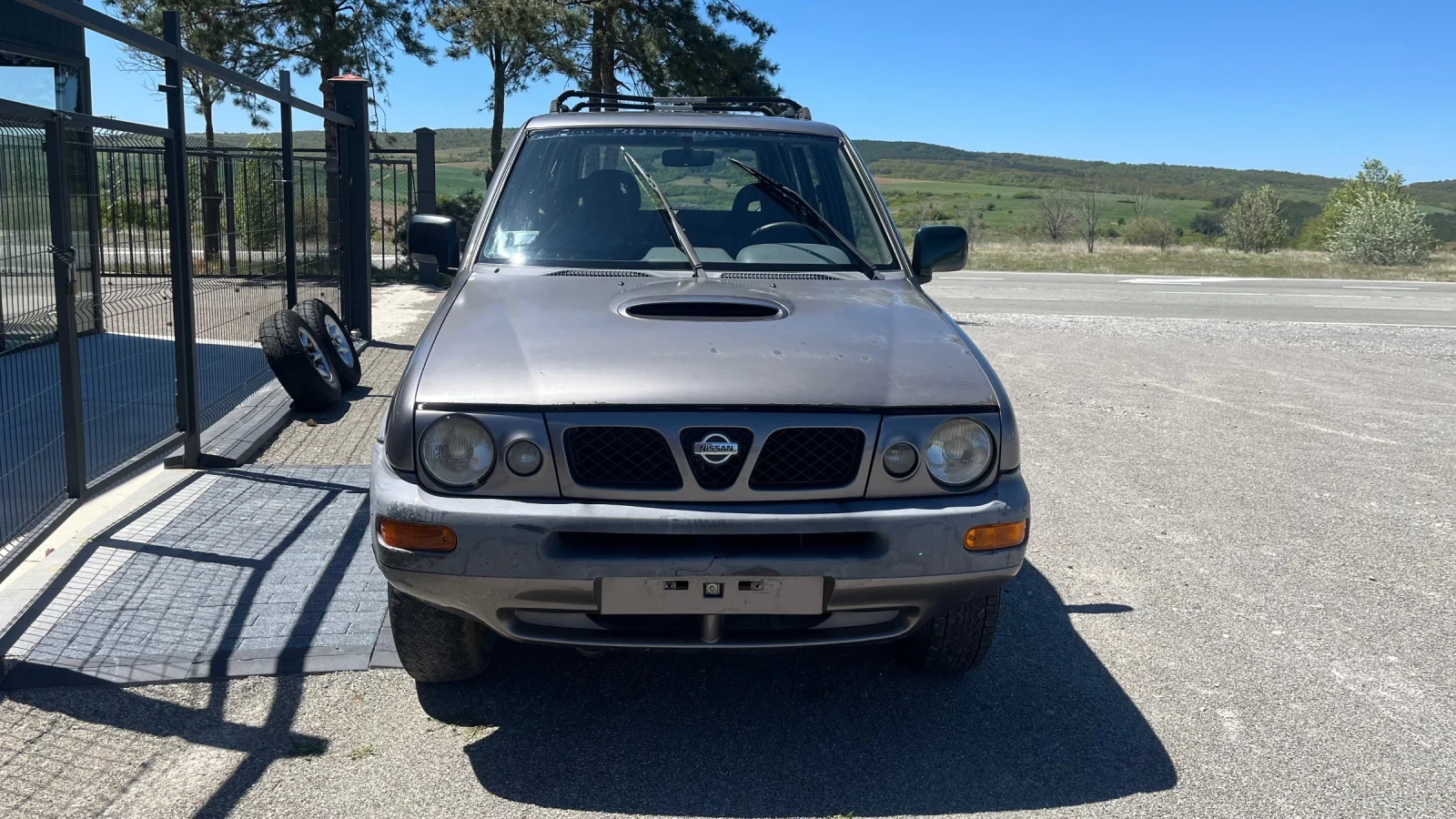Nissan Terrano 2.7tdi 4x4 - изображение 2