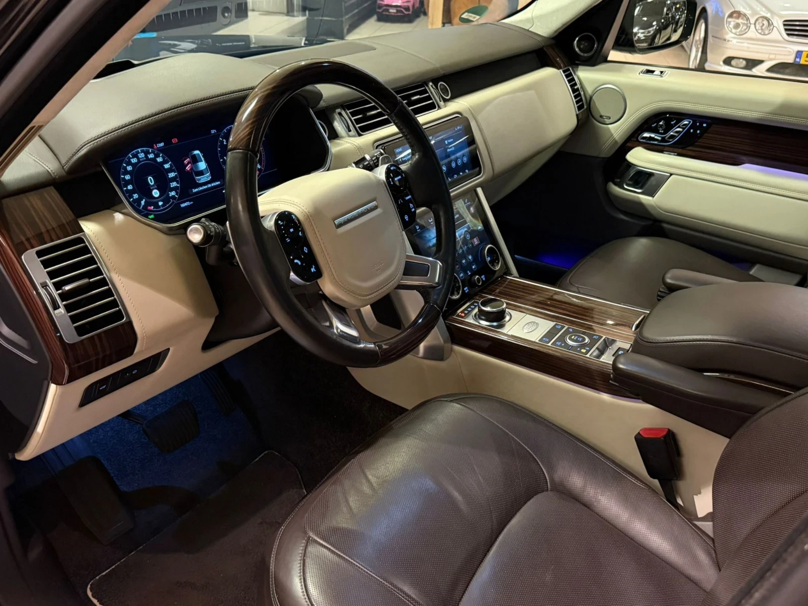 Land Rover Range rover ОЧАКВАН ВНОС Range Rover VOGUE FULL FULL - изображение 9