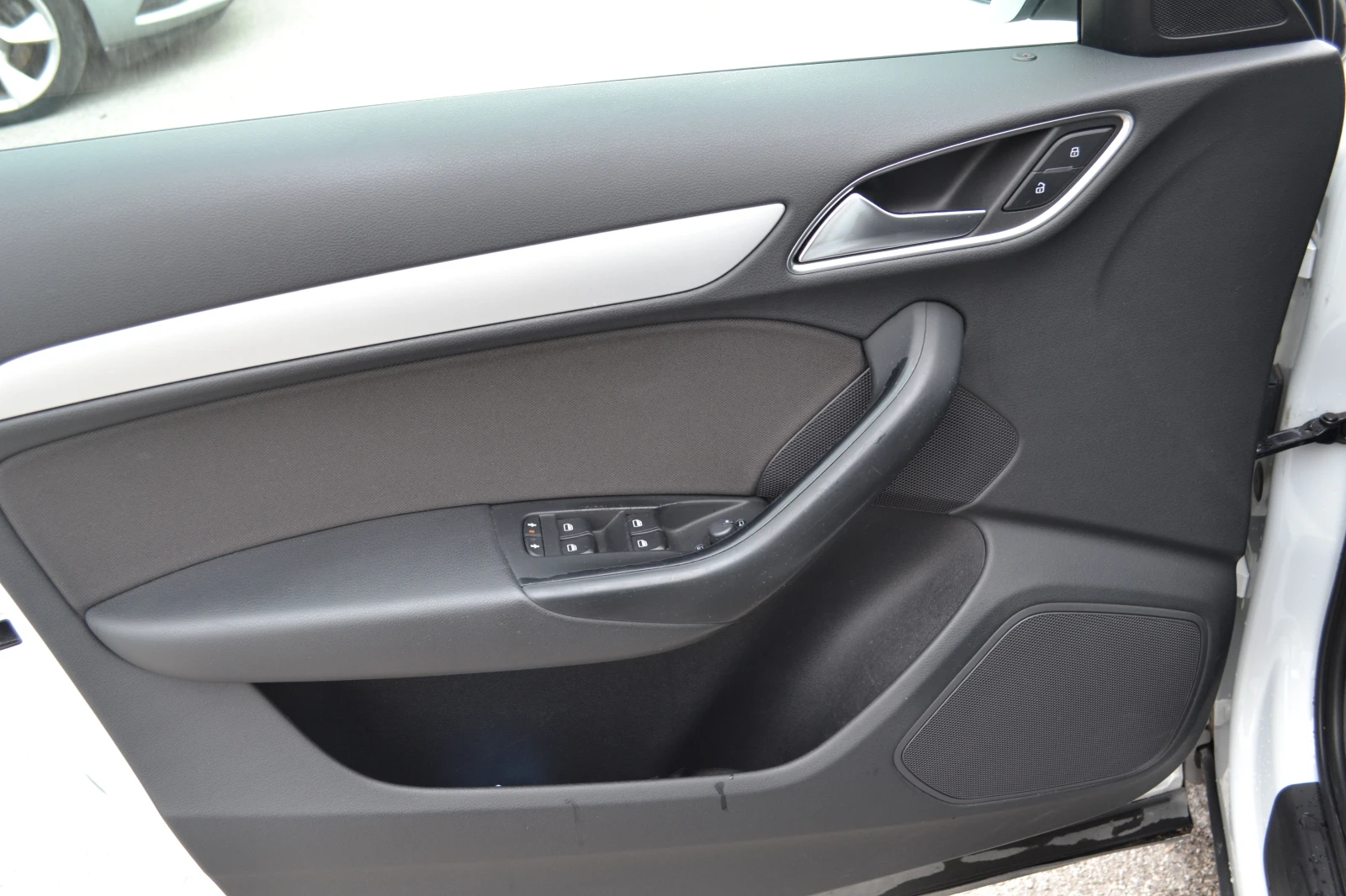 Audi Q3 2.0TDI-TOP | Mobile.bg   11