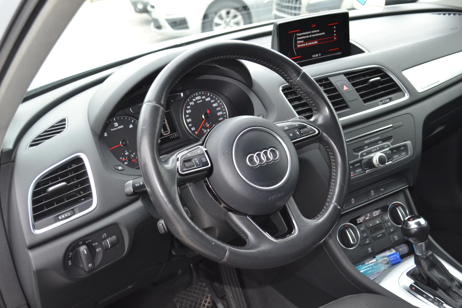 Audi Q3 2.0TDI-TOP - изображение 10
