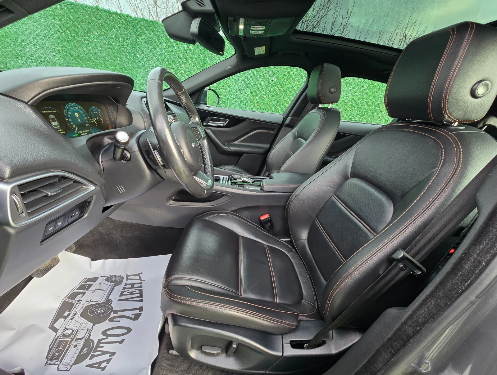 Jaguar F-PACE 2.5d* 240кс* AWD* ADVANTAGE* 96000км - изображение 7