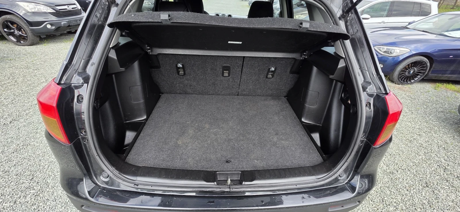 Suzuki Vitara 1, 6 бенз 120 к нави , снимка 13 - Автомобили и джипове - 54092380