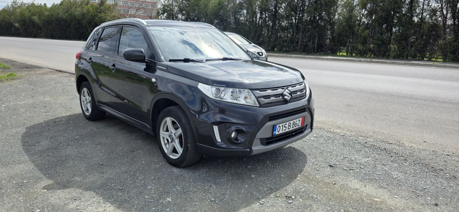 Suzuki Vitara 1, 6 бенз 120 к нави , снимка 3 - Автомобили и джипове - 54092380