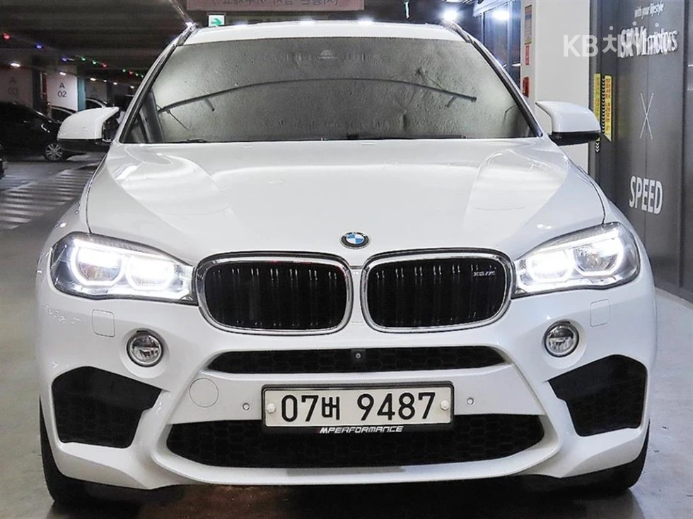 BMW X6 M| B&W| HUD| ALCANTARA| ЩОРИ, снимка 2 - Автомобили и джипове - 54454923
