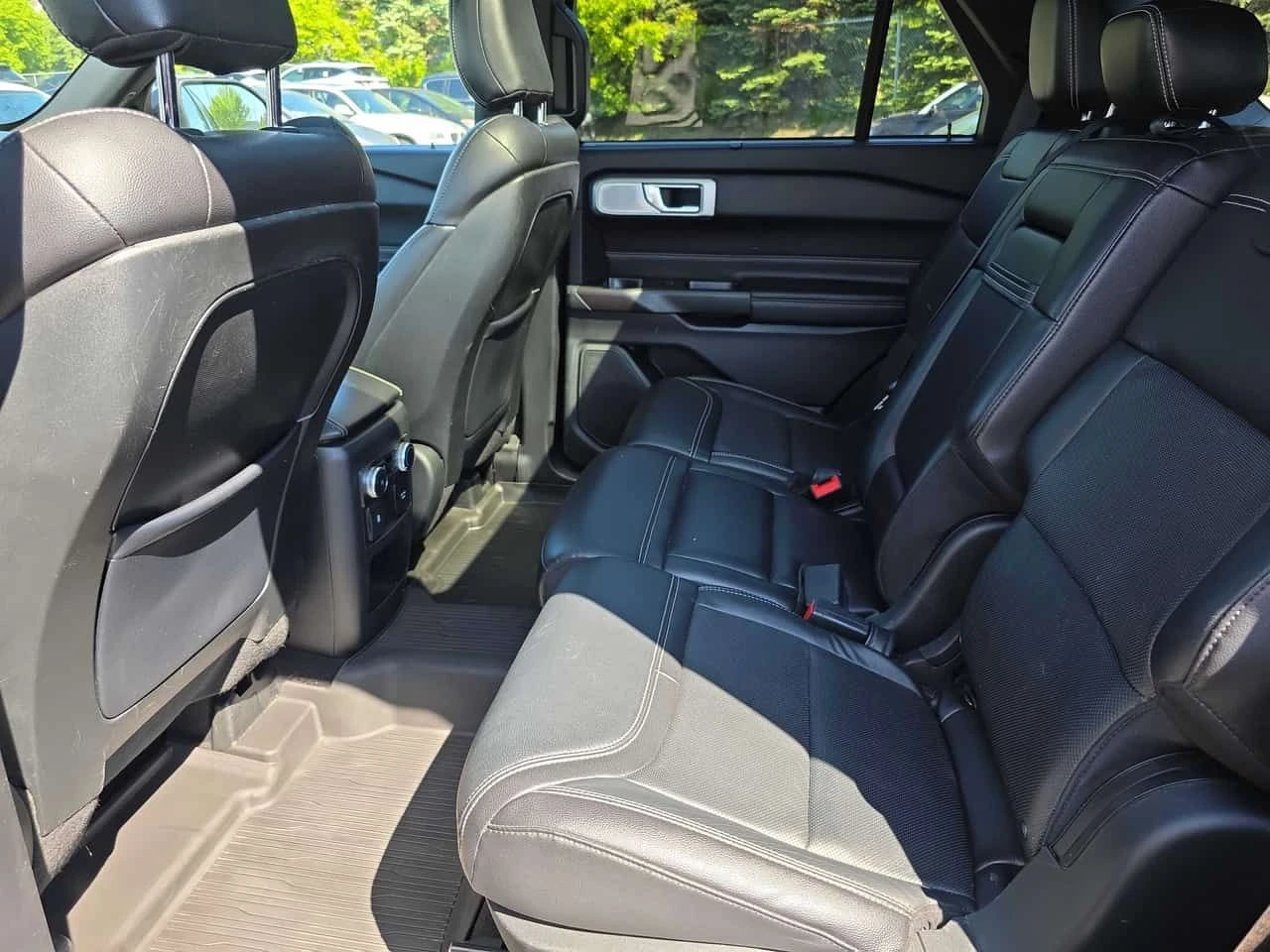 Ford Explorer ST/CARFAX/ОБДУХВАНЕ/ДИСТРОНИК/360, снимка 11 - Автомобили и джипове - 54811159