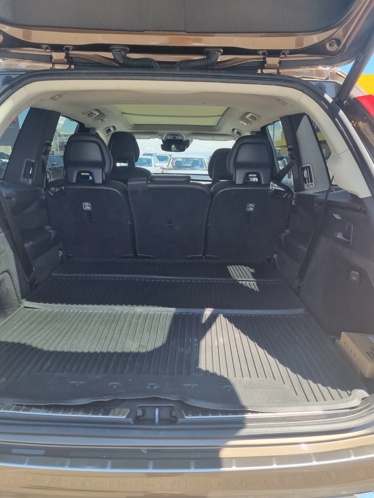 Volvo Xc90 T8 INSCRIPTION, снимка 16 - Автомобили и джипове - 55046179