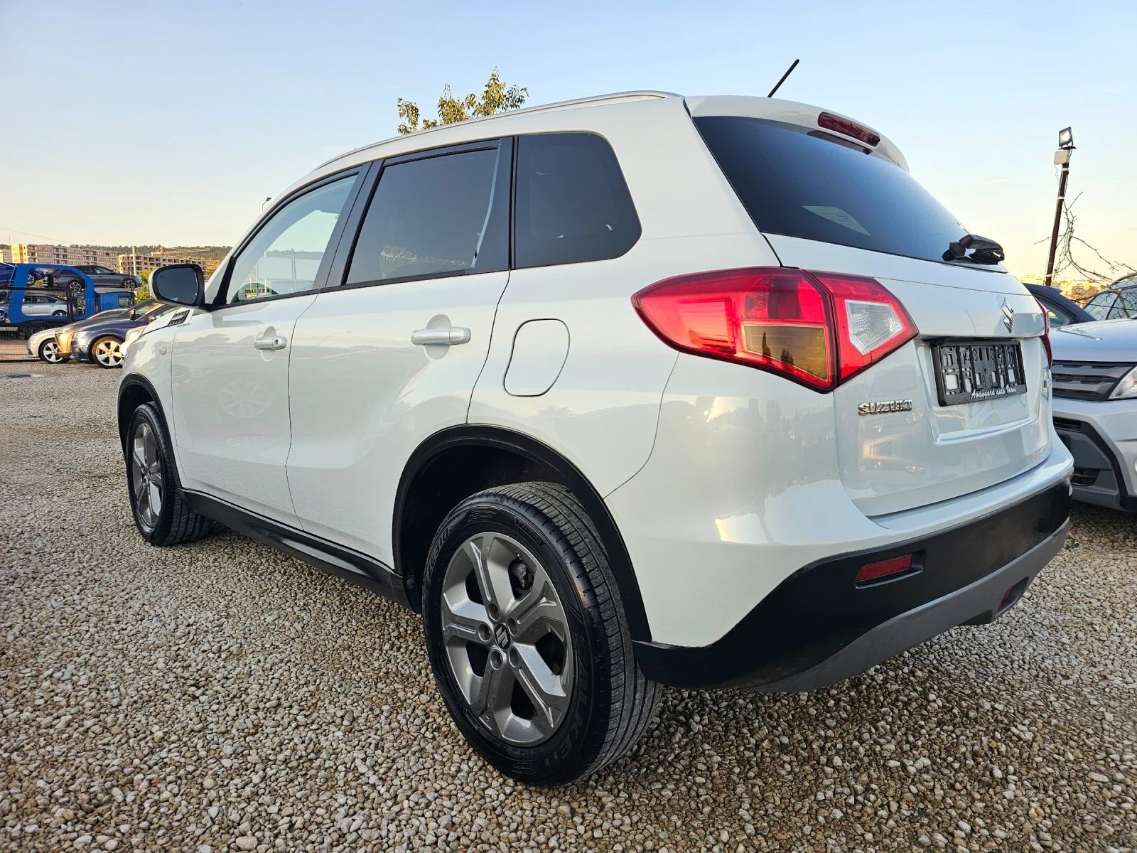 Suzuki Vitara 1.6D, 120к.с., снимка 6 - Автомобили и джипове - 55166979