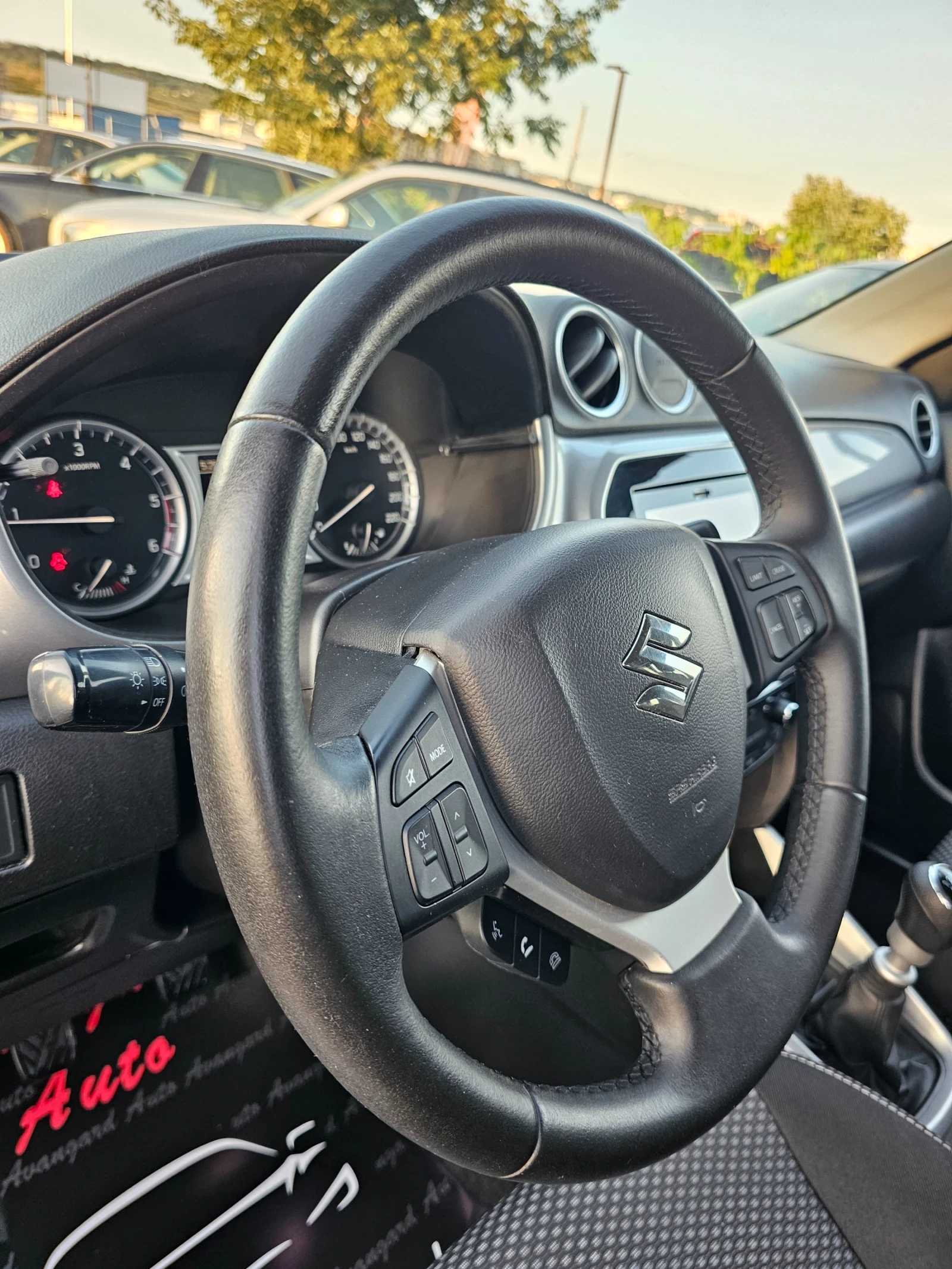 Suzuki Vitara 1.6D, 120к.с., снимка 12 - Автомобили и джипове - 55166979