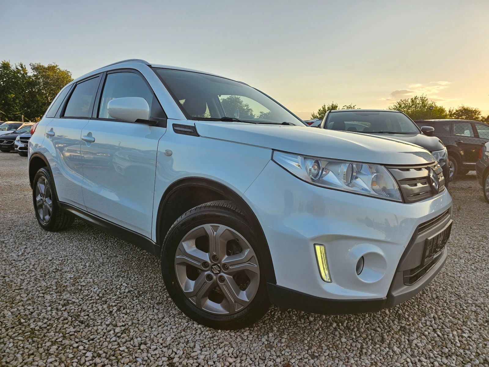 Suzuki Vitara 1.6D, 120к.с., снимка 3 - Автомобили и джипове - 55166979