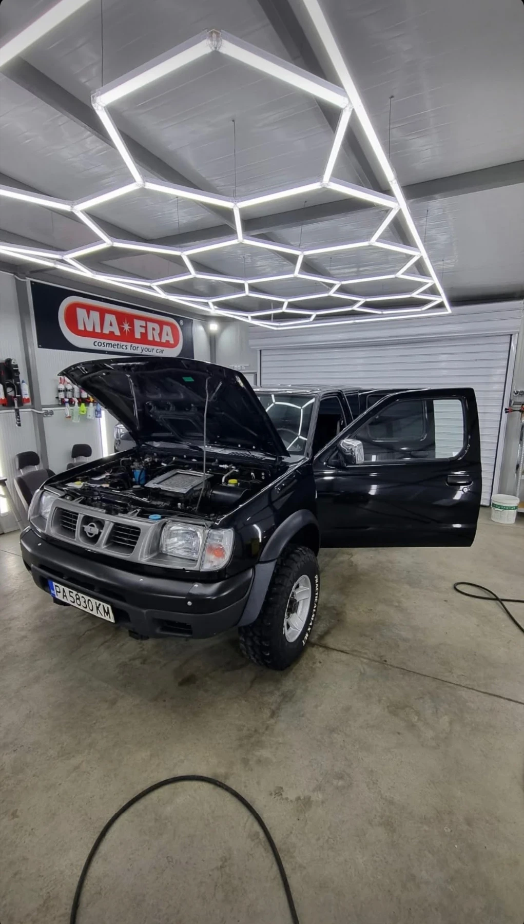 Nissan Navara D22 Pick up, снимка 14 - Автомобили и джипове - 55374732