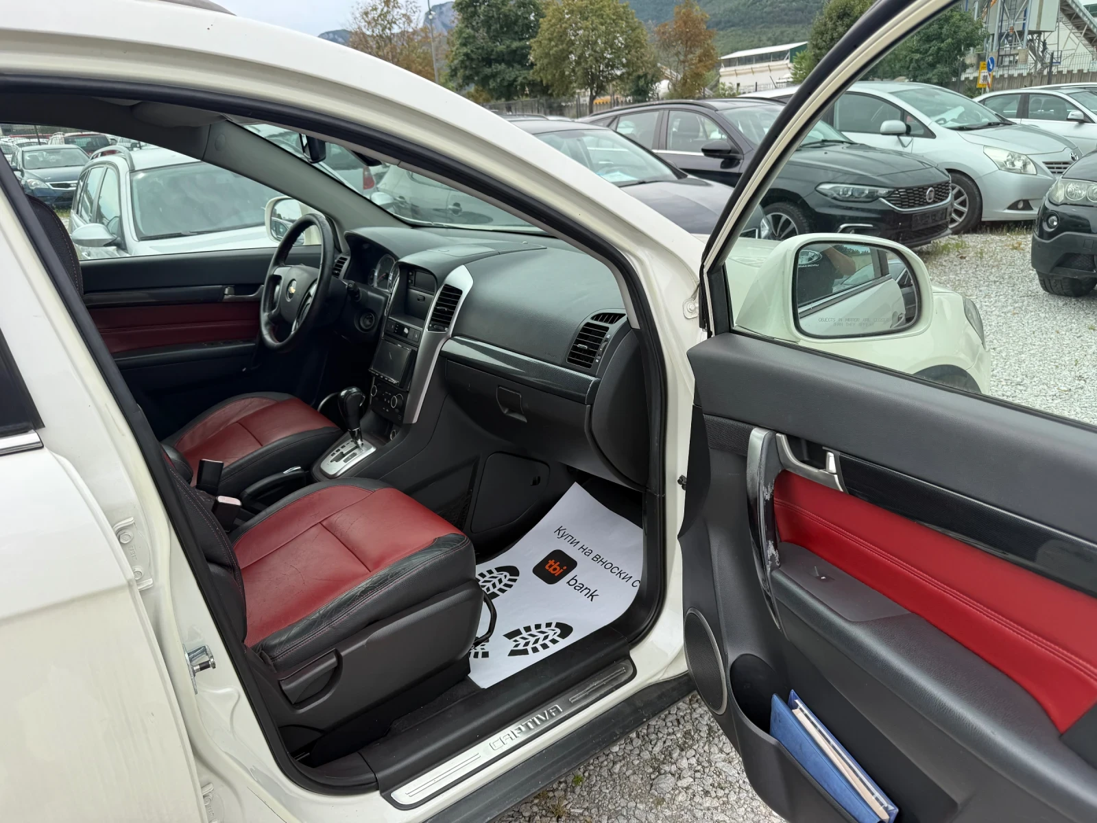 Chevrolet Captiva 2.0d 150ps 4x4 6+ 1, снимка 9 - Автомобили и джипове - 55543447