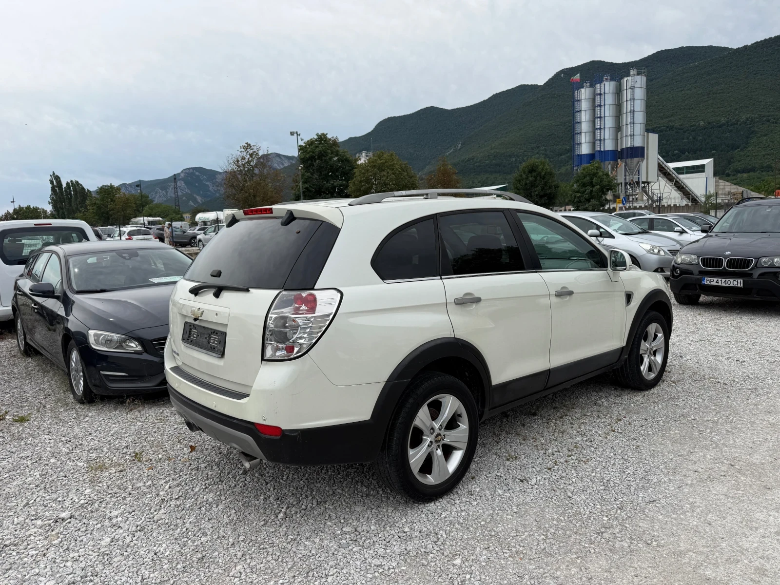 Chevrolet Captiva 2.0d 150ps 4x4 6+ 1, снимка 8 - Автомобили и джипове - 55543447