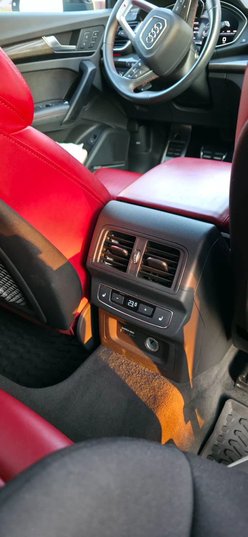 Audi SQ5 Sportback, Quantum Grey, Red leather seats l, Top!, снимка 7 - Автомобили и джипове - 55606308