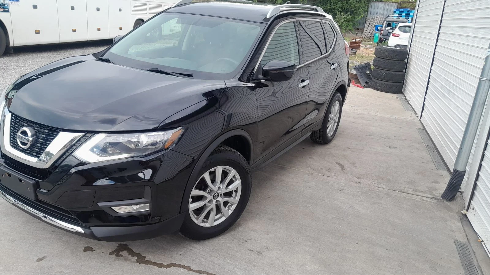 Nissan X-trail 2500i benzin, снимка 4 - Автомобили и джипове - 55851620