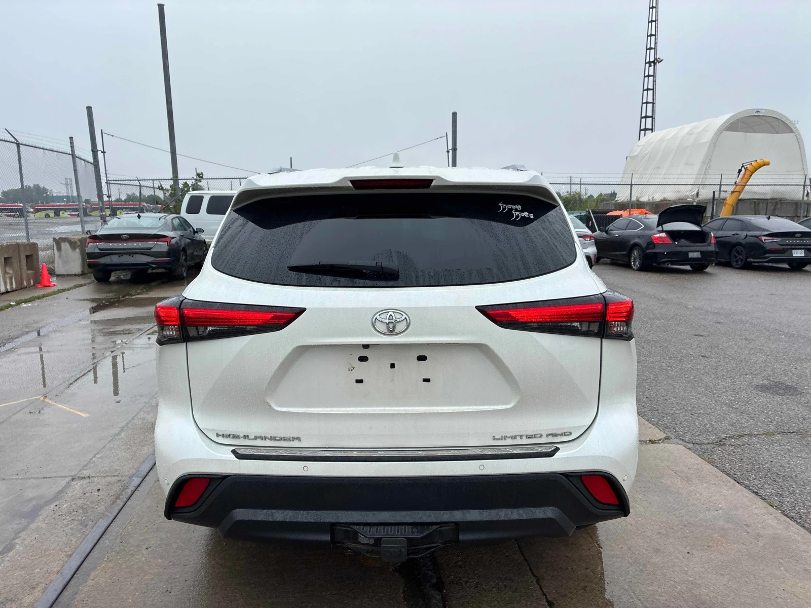 Toyota Highlander * Limited * CARFAX * ОПЦИЯ ЗА ФИНАНСИРАНЕ, снимка 4 - Автомобили и джипове - 55921678