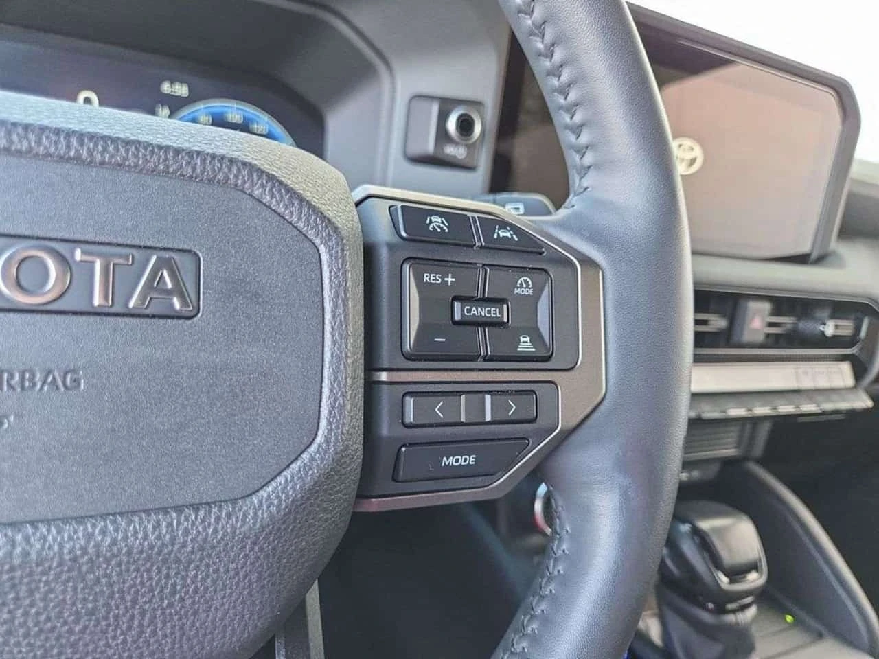 Toyota Land cruiser * 2.4 Hybrid PREMIUM, BROWN LEATHER, TOP TRIM * CA | Mobile.bg � ����������� 15