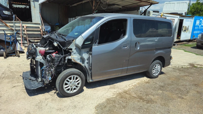 Nissan NV200 1.5dci/на части, снимка 2 - Бусове и автобуси - 51264200