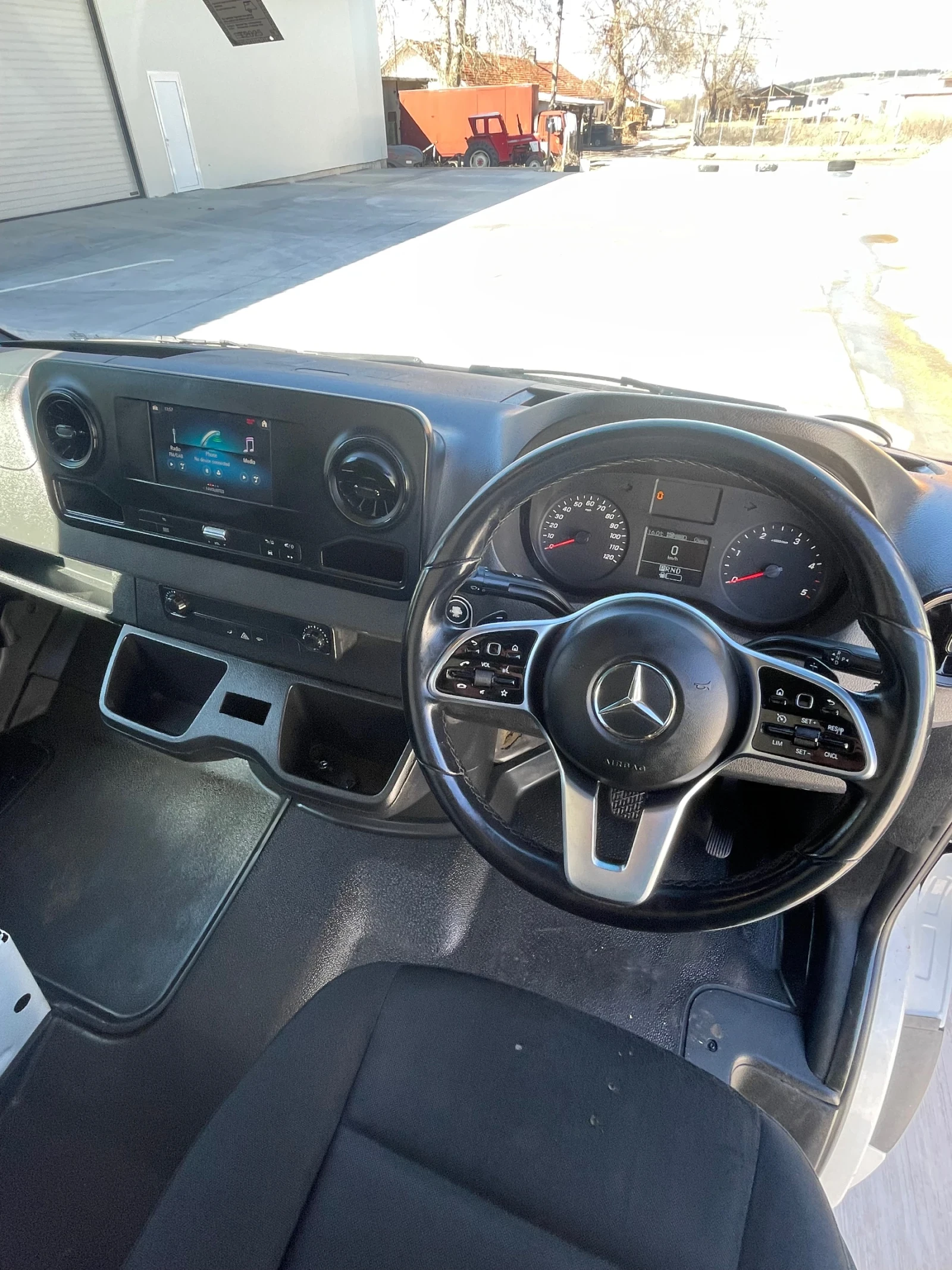 Mercedes-Benz Sprinter 314 АВТОМАТ ! FULL ! CARPLAY - изображение 6