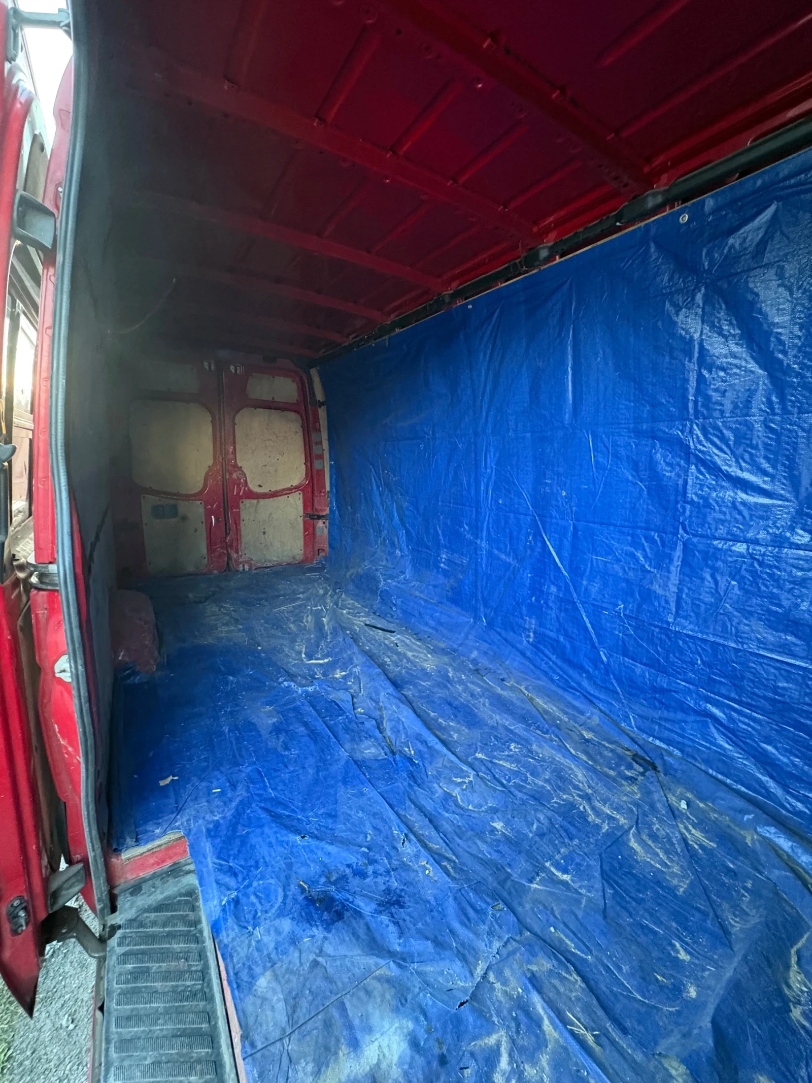VW Crafter 2.0 tdi дълга база , снимка 13 - Бусове и автобуси - 56201032