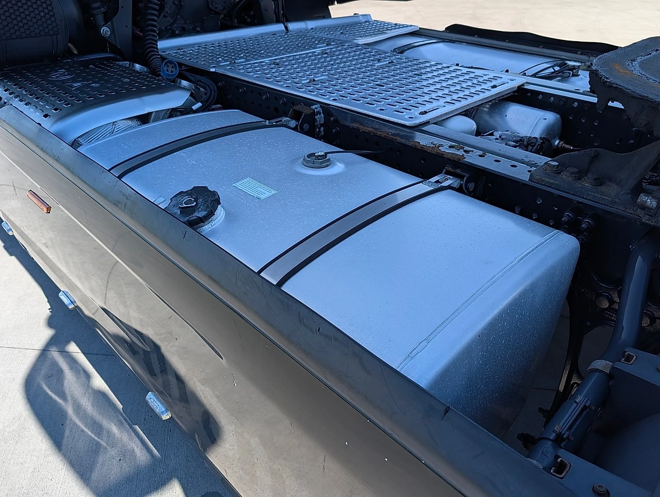 Iveco S-Way 460, снимка 10 - Камиони - 54373910