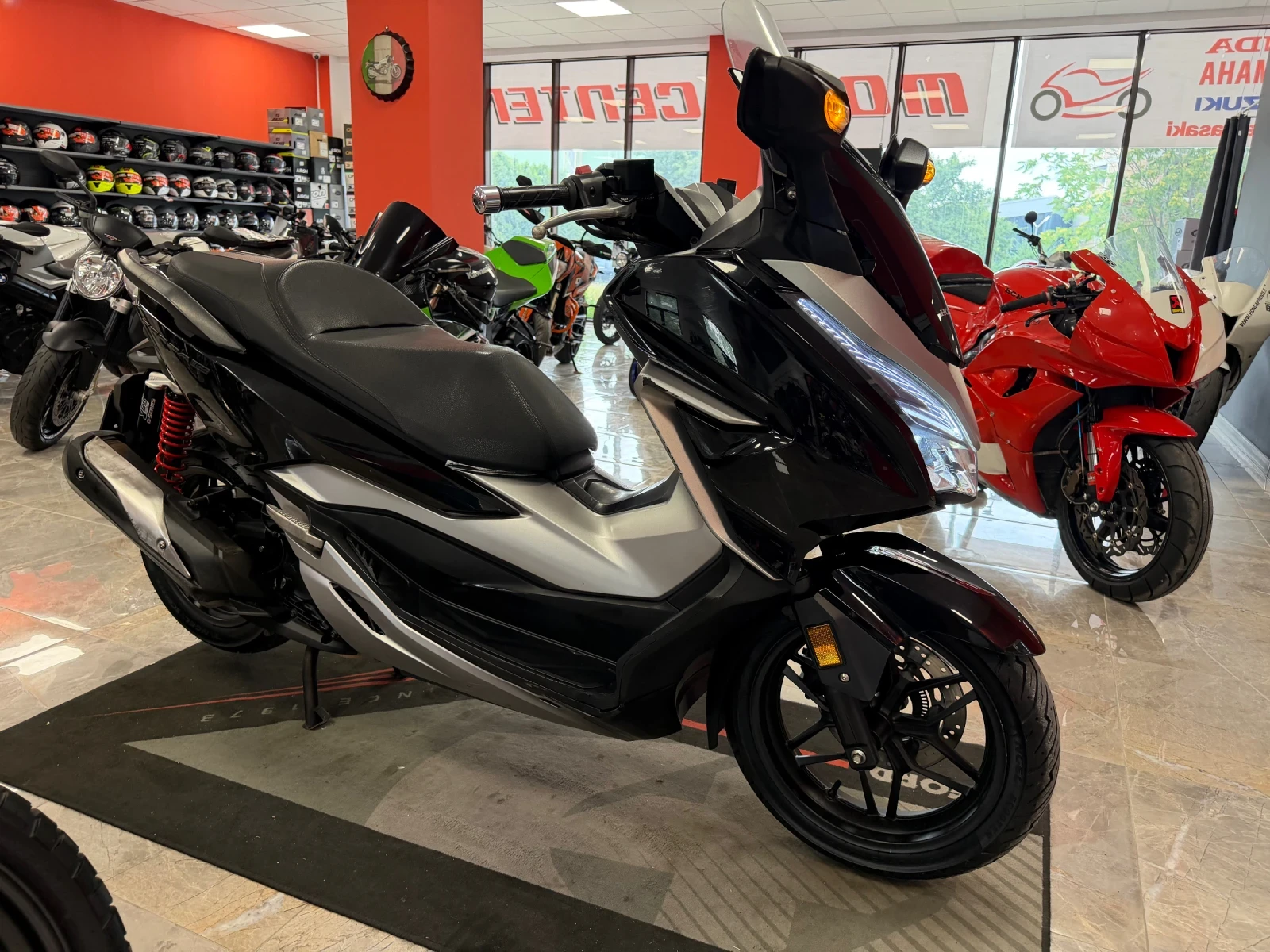 Honda Forza 300ABS TC 2019, снимка 3 - Мотоциклети и мототехника - 55218548