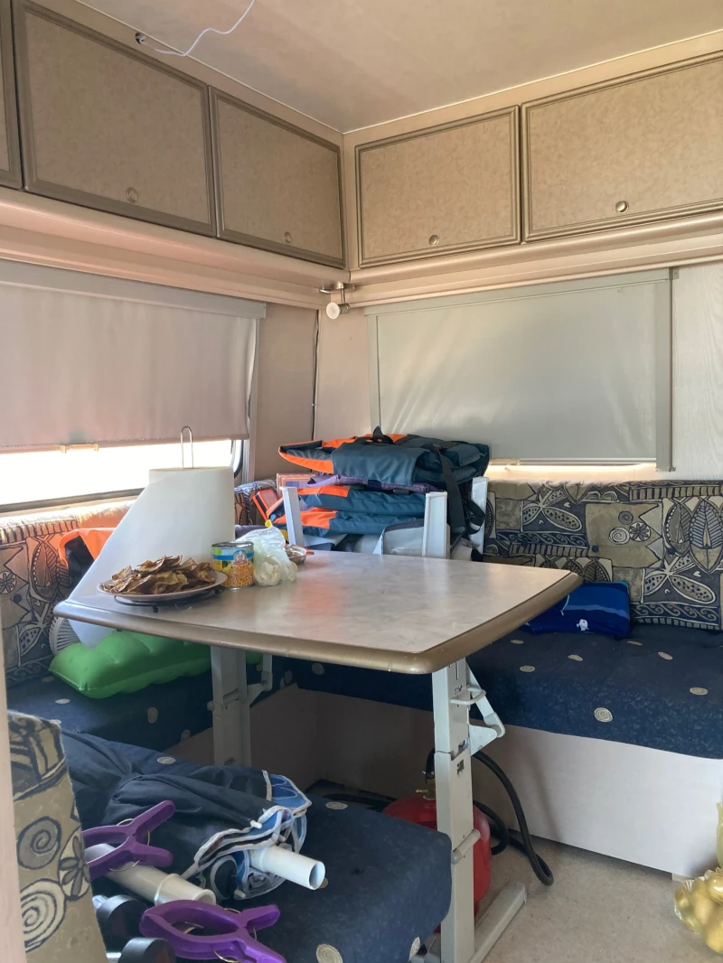 Каравана Dethleffs, снимка 8 - Каравани и кемпери - 52933172